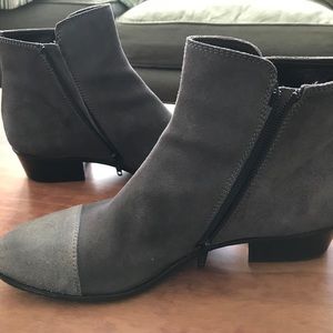 AGL Italy Suede Boots Euro 41 Gray Two Tone